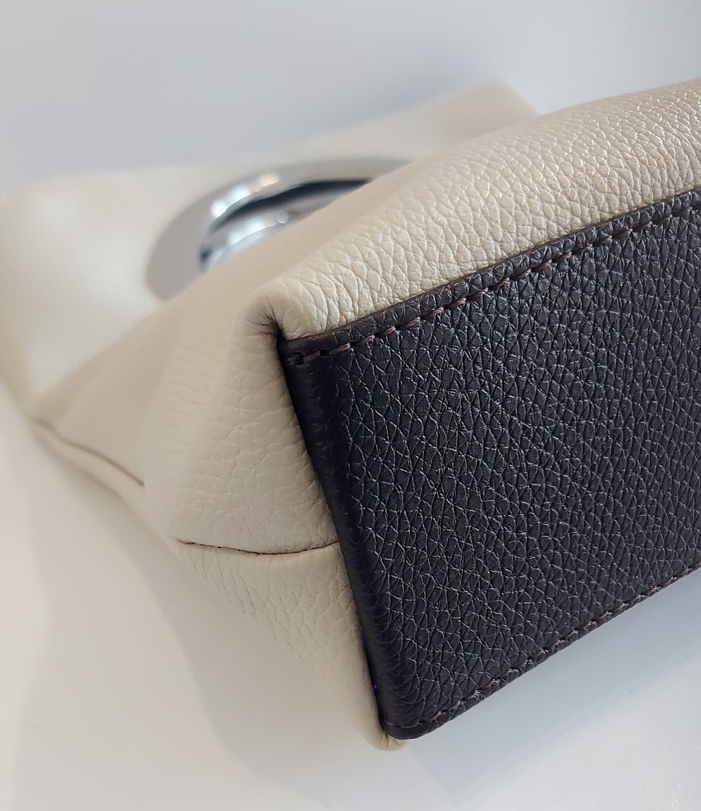 Leather Clutch/Grab Bag - Off-White